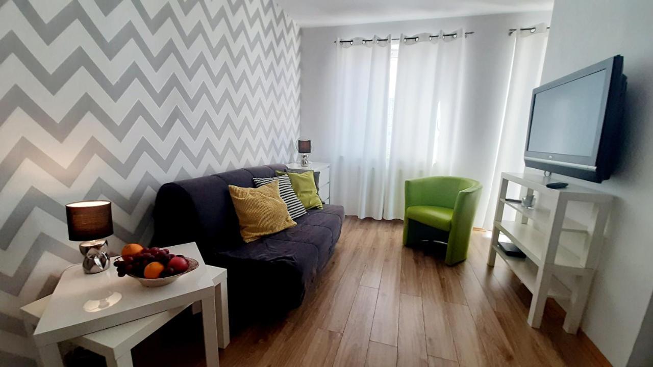Apartament Z Balkonem I Bezplatnym Parkingiem غدانسك المظهر الخارجي الصورة