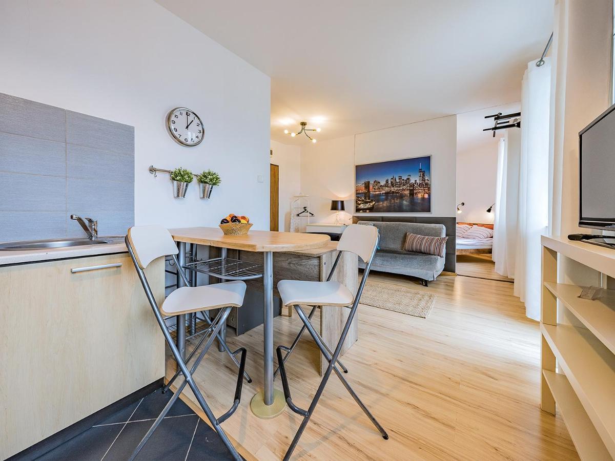 Apartament Z Balkonem I Bezplatnym Parkingiem غدانسك المظهر الخارجي الصورة