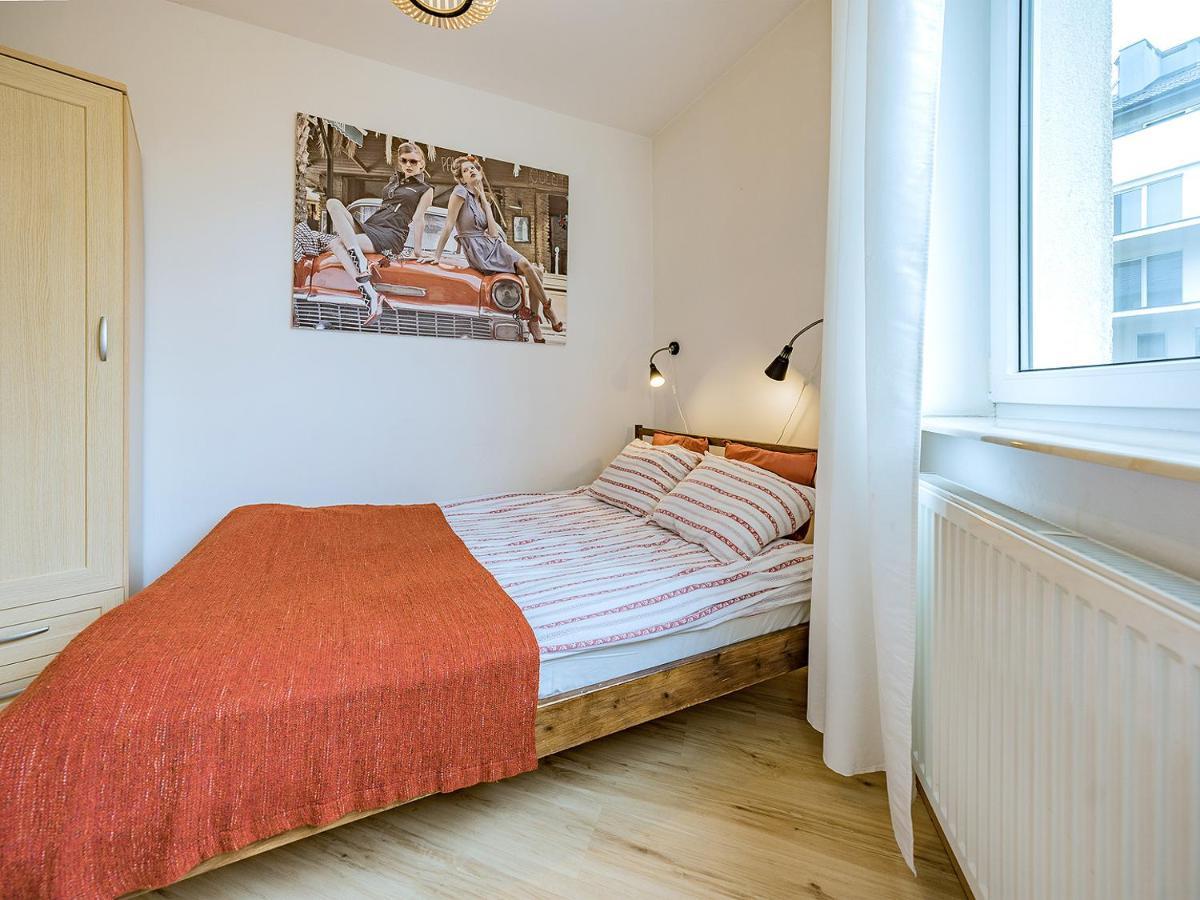Apartament Z Balkonem I Bezplatnym Parkingiem غدانسك المظهر الخارجي الصورة