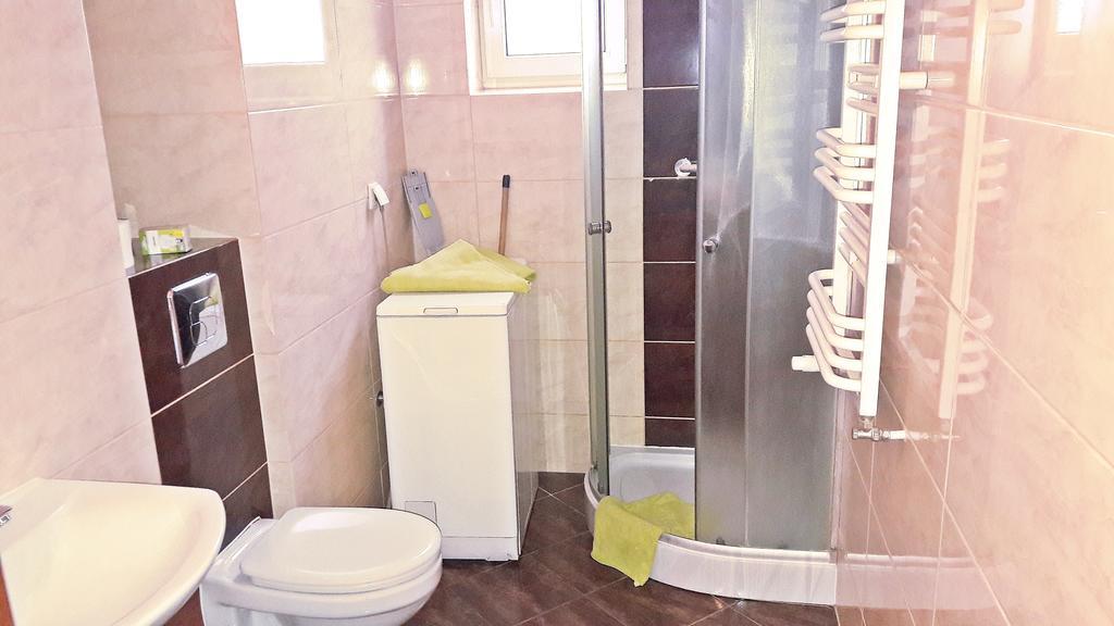 Apartament Z Balkonem I Bezplatnym Parkingiem غدانسك المظهر الخارجي الصورة